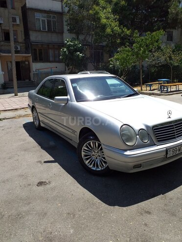 Mercedes E 200 1996, 420,000 km - 2.0 l - Bakı