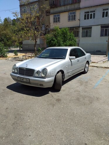 Mercedes E 200 1996, 420,000 km - 2.0 l - Bakı