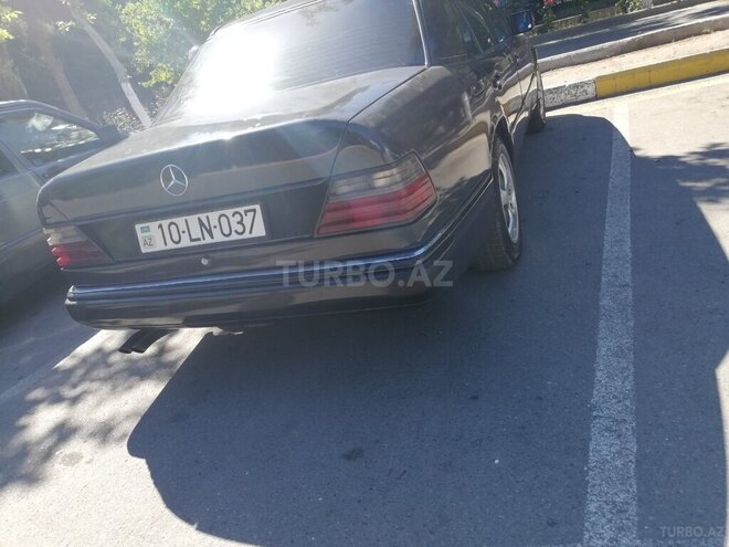 Mercedes C 230 1990, 12,345 km - 0.2 l - Sumqayıt