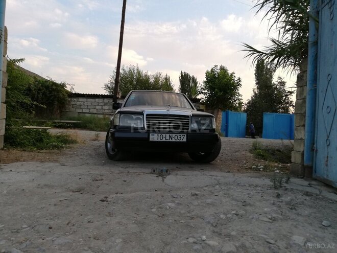 Mercedes C 230 1990, 12,345 km - 0.2 l - Sumqayıt