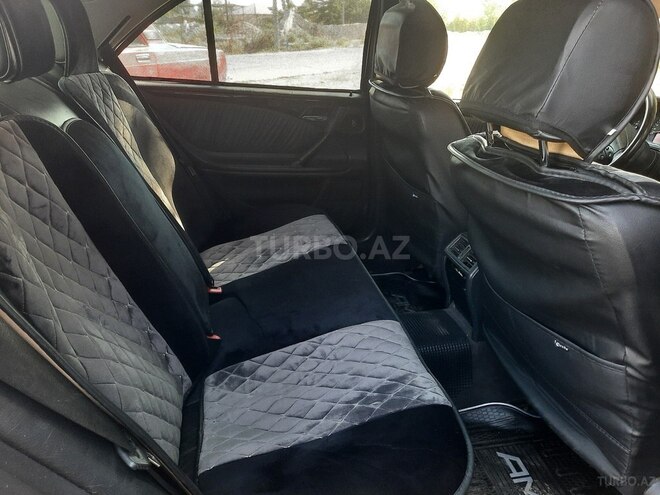 Mercedes E 240 2000, 235,800 km - 2.6 l - Sabirabad
