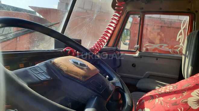 KamAz 55111 1984, 250,000 km - 11.0 l - Beyləqan