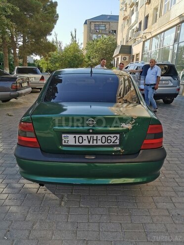 Opel Vectra 1996, 371,000 km - 2.0 l - Sumqayıt