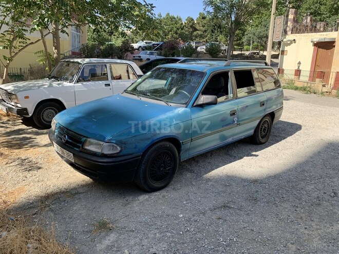 Opel Astra 1994, 380,000 km - 1.6 l - Bakı