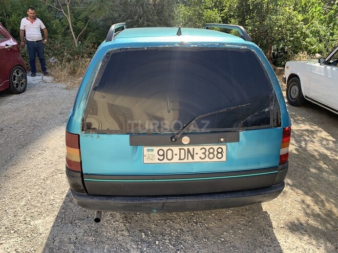 Opel Astra 1994, 380,000 km - 1.6 l - Bakı