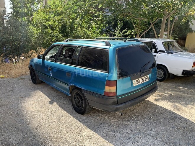 Opel Astra 1994, 380,000 km - 1.6 l - Bakı