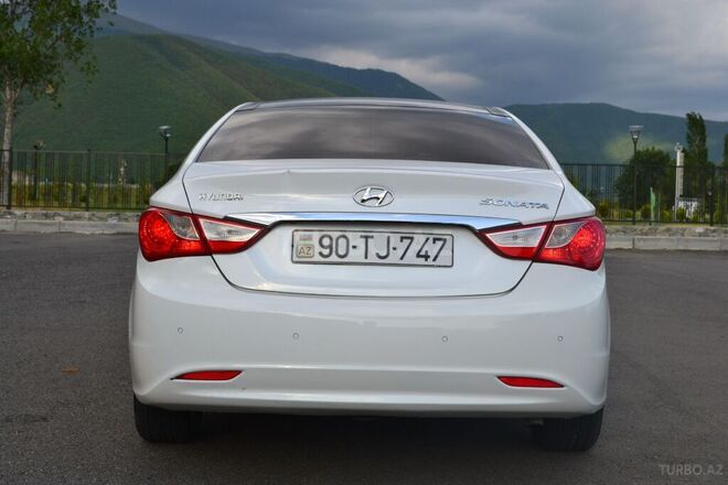 Hyundai Sonata 2010, 168,000 km - 2.4 л - Şəki