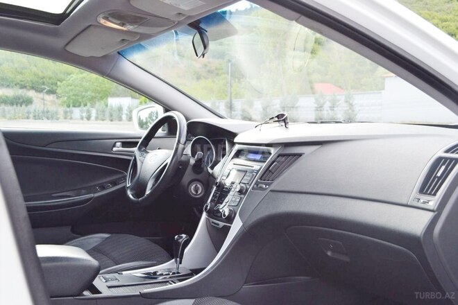 Hyundai Sonata 2010, 168,000 km - 2.4 л - Şəki