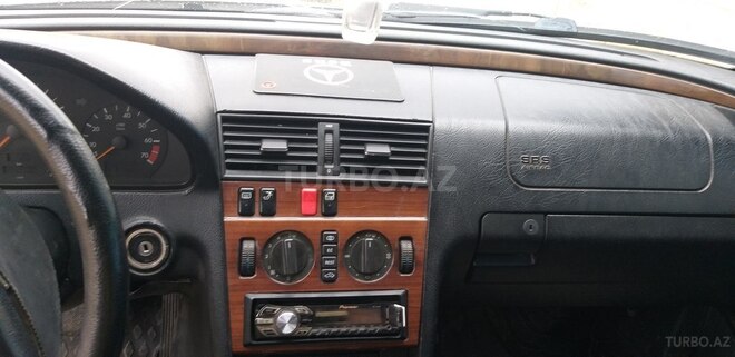 Mercedes C 220 1993, 359,863 km - 2.2 л - Bakı