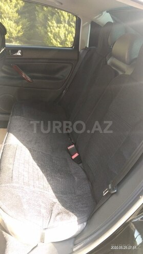 Volkswagen Passat 2003, 333,000 km - 1.8 л - Bakı