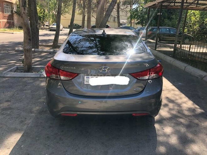 Hyundai Elantra 2011, 77,800 km - 1.8 l - Bakı