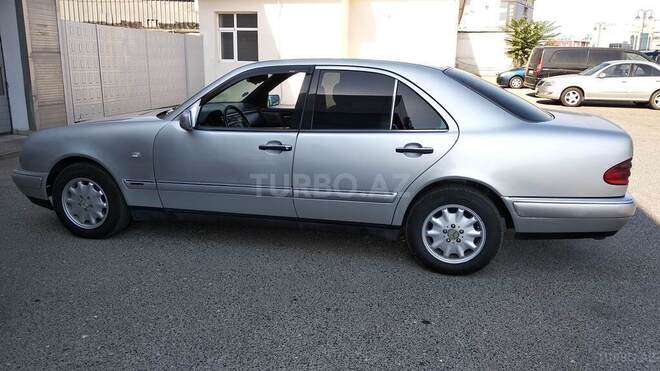 Mercedes E 200 1996, 477,000 km - 2.0 l - Bakı