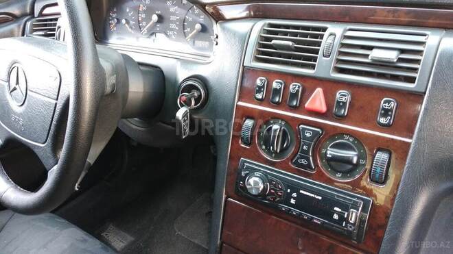 Mercedes E 200 1996, 477,000 km - 2.0 l - Bakı