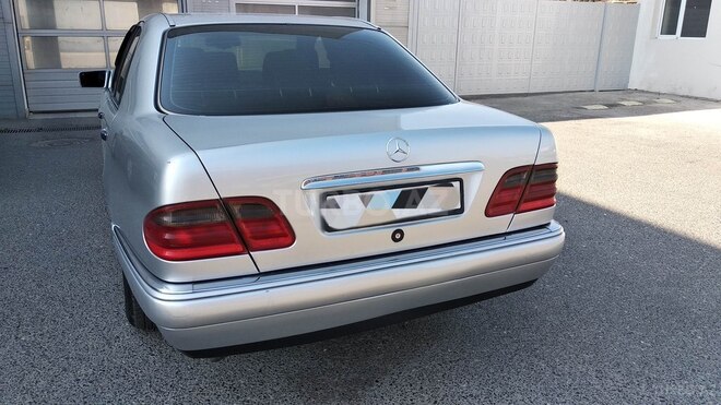 Mercedes E 200 1996, 477,000 km - 2.0 l - Bakı