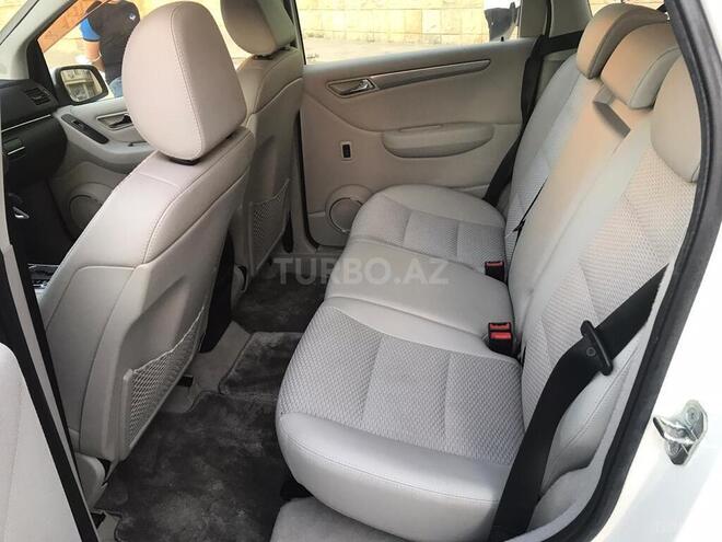 Mercedes B 180 2010, 113,000 km - 1.7 l - Bakı