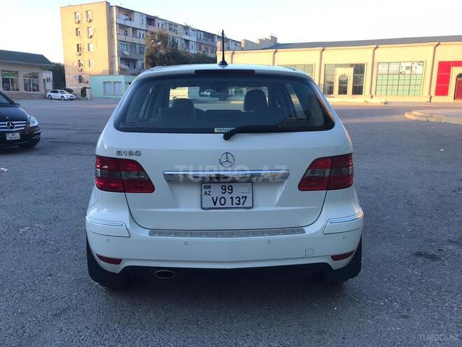 Mercedes B 180 2010, 113,000 km - 1.7 l - Bakı