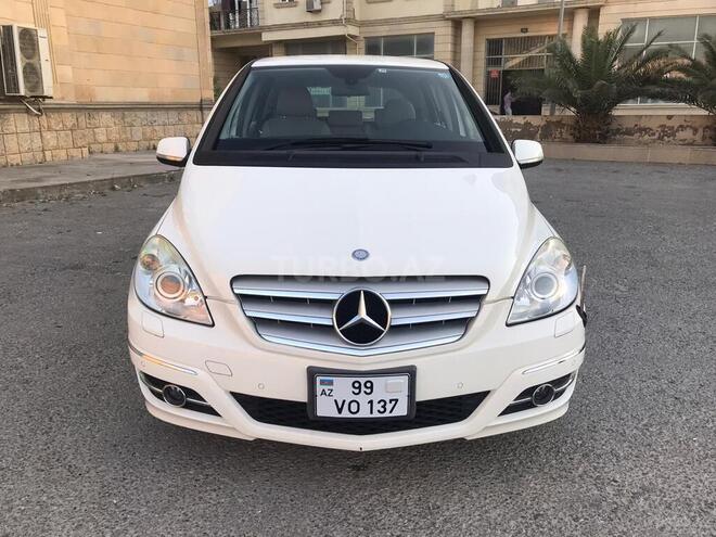 Mercedes B 180 2010, 113,000 km - 1.7 l - Bakı