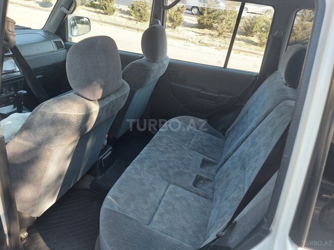 Mitsubishi Pajero io 2000, 275,638 km - 2.0 л - Bakı