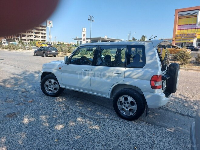 Mitsubishi Pajero io 2000, 275,638 km - 2.0 л - Bakı
