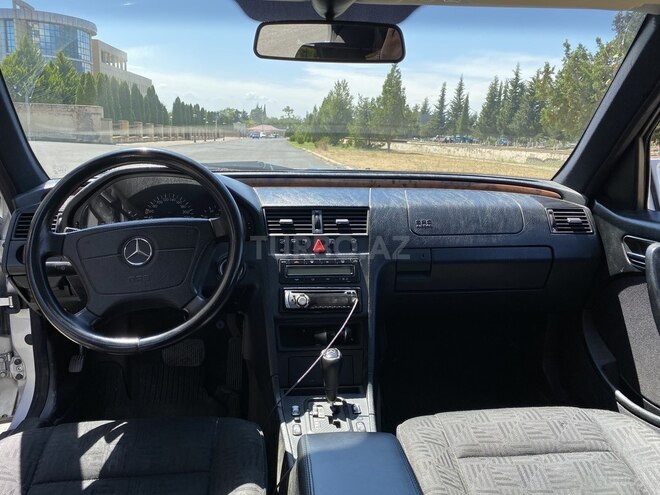 Mercedes C 240 1999, 274,000 km - 2.4 l - Zaqatala