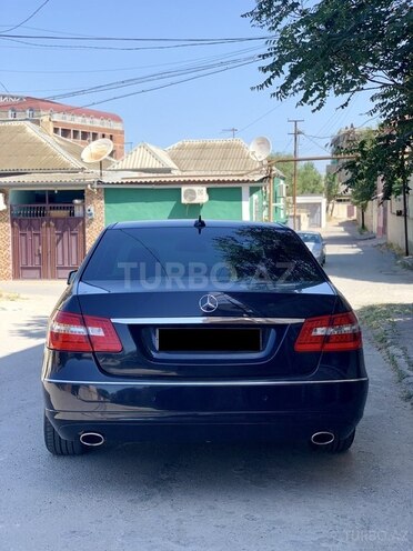 Mercedes E 300 2010, 270,000 km - 3.0 l - Bakı