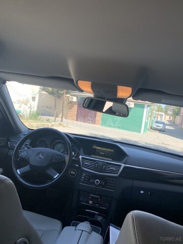 Mercedes E 300 2010, 270,000 km - 3.0 l - Bakı