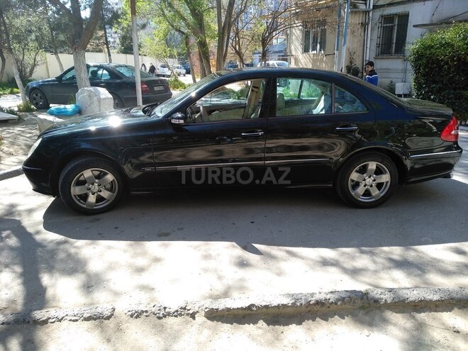 Mercedes E 320 2002, 247,000 km - 3.2 l - Bakı