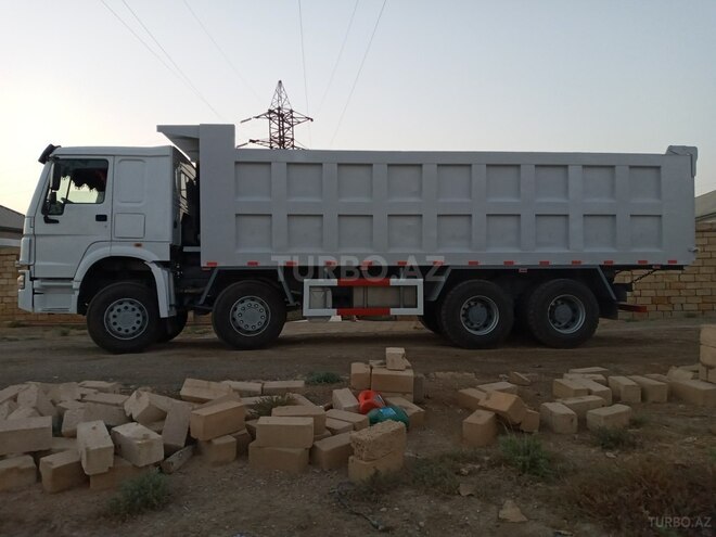 HOWO Sinotruk 2012, 200,000 km - 12.0 l - Bakı