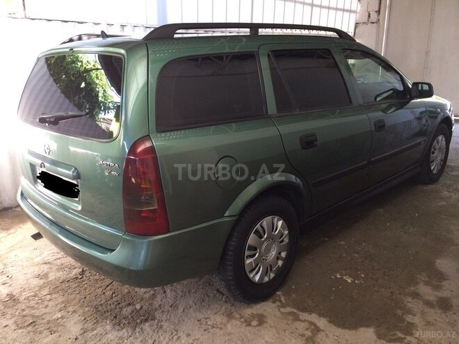 Opel Astra 1998, 320,000 km - 0.2 l - Salyan