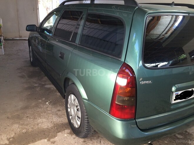 Opel Astra 1998, 320,000 km - 0.2 l - Salyan