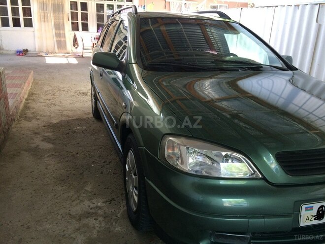 Opel Astra 1998, 320,000 km - 0.2 l - Salyan