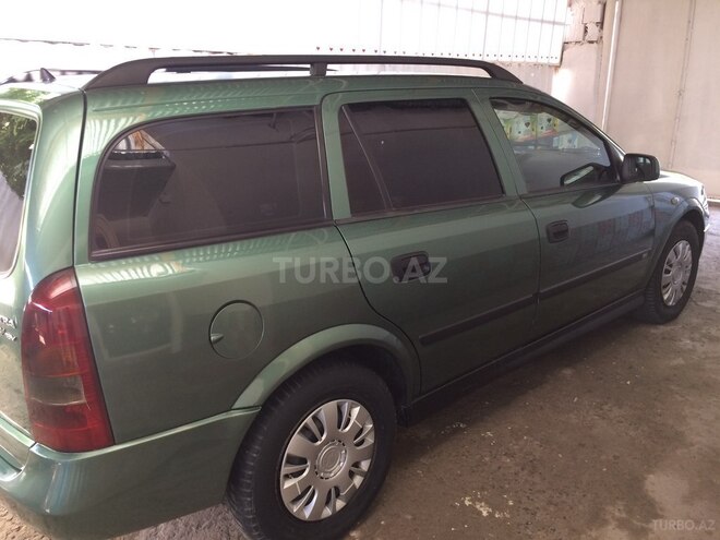 Opel Astra 1998, 320,000 km - 0.2 l - Salyan