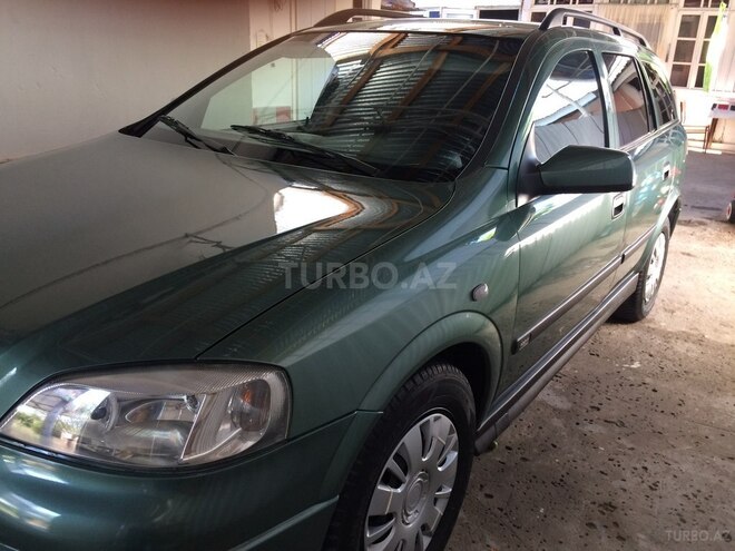 Opel Astra 1998, 320,000 km - 0.2 l - Salyan