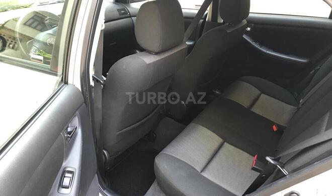 Toyota Corolla 2005, 182,000 km - 1.4 л - Bakı