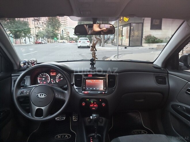 Kia Rio 2010, 84,000 km - 1.5 l - Bakı