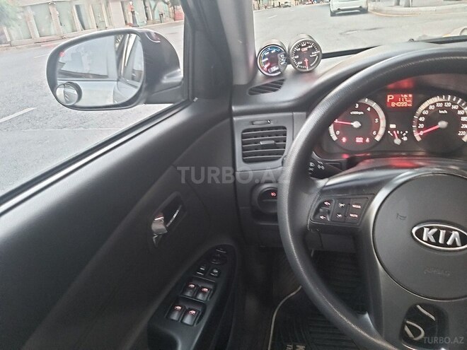 Kia Rio 2010, 84,000 km - 1.5 l - Bakı