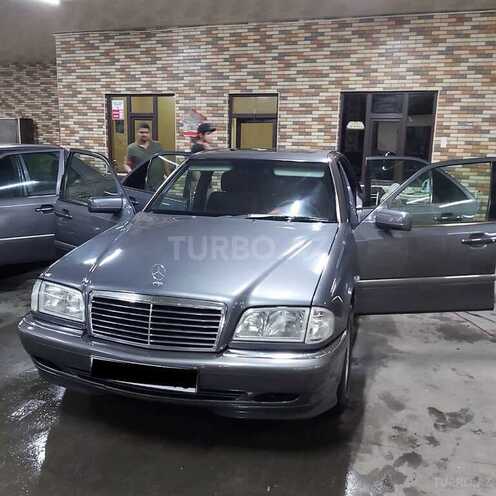 Mercedes C 180 1997, 256,758 km - 1.8 l - Gəncə