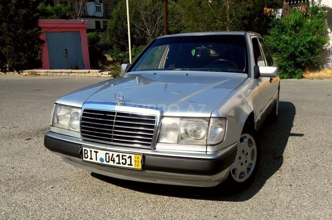 Mercedes E 250 1991, 285,252 km - 2.5 l - Bakı