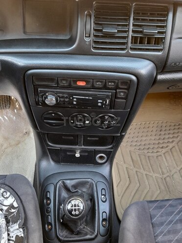 Opel Vectra 1997, 330,000 km - 2.0 l - Bakı