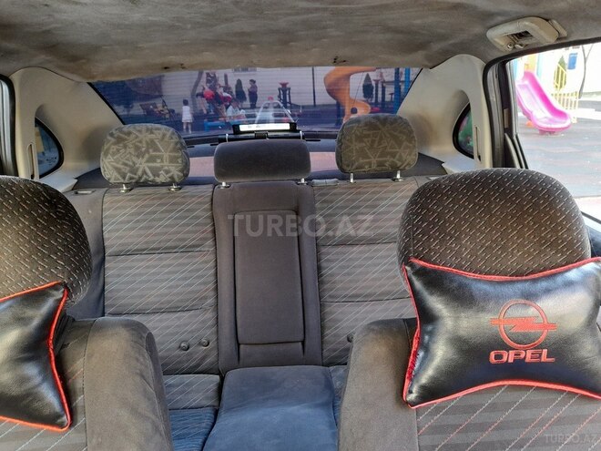 Opel Vectra 1997, 330,000 km - 2.0 l - Bakı