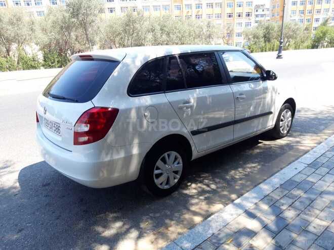 Skoda Fabia 2011, 220,000 km - 1.2 l - Bakı