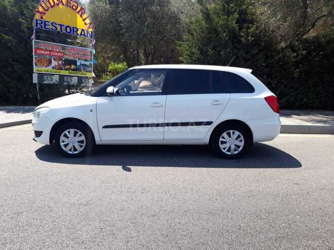 Skoda Fabia 2011, 220,000 km - 1.2 l - Bakı