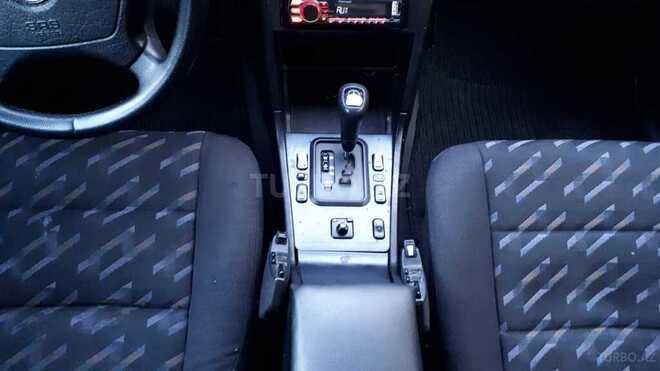 Mercedes C 220 2000, 239,000 km - 2.2 l - Bakı
