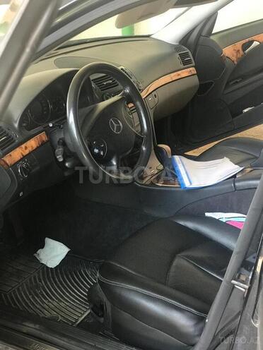 Mercedes E 220 2005, 351,000 km - 2.2 l - Biləsuvar