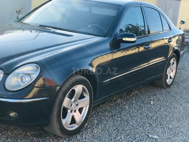Mercedes E 220 2005, 351,000 km - 2.2 l - Biləsuvar