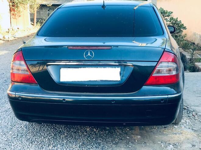 Mercedes E 220 2005, 351,000 km - 2.2 l - Biləsuvar