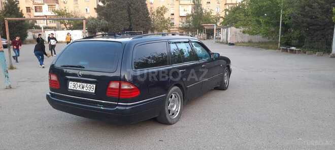 Mercedes E 240 1999, 240,000 km - 2.4 л - Bakı