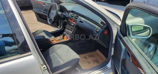 Mercedes E 240 1998, 280,000 km - 2.4 l - Bakı