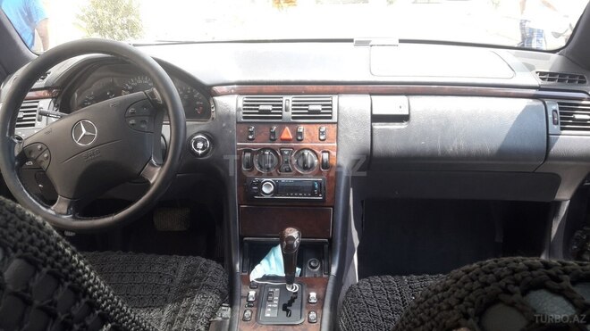Mercedes E 280 1996, 358,809 km - 2.8 l - Kürdəmir