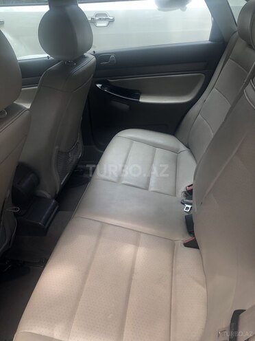 Audi A4 2000, 250,000 km - 1.8 l - Bakı